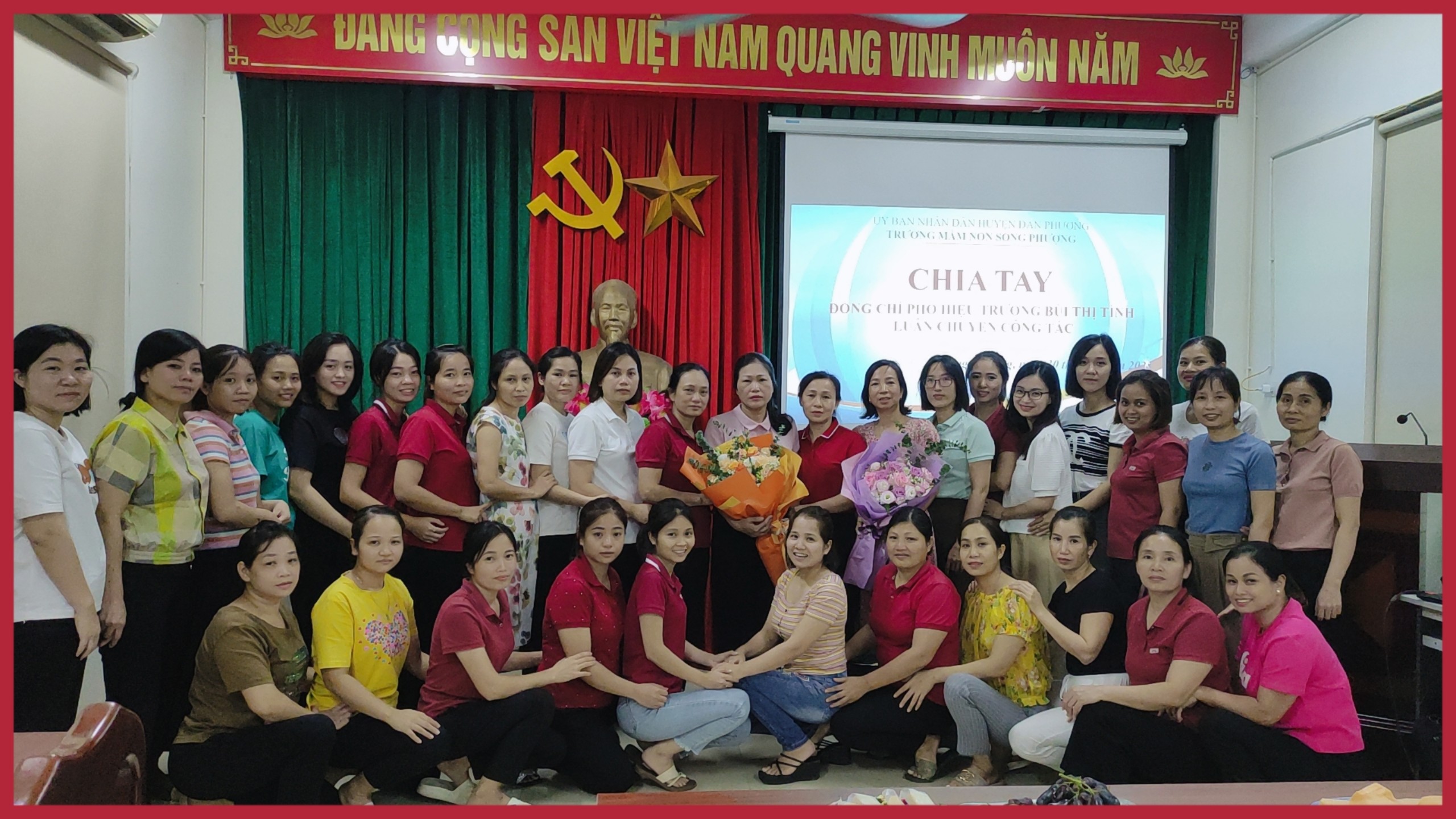 Trường mầm non Song Phượng chia tay đ/c Bùi Thị Tình phó hiệu trưởng chuyển công tác